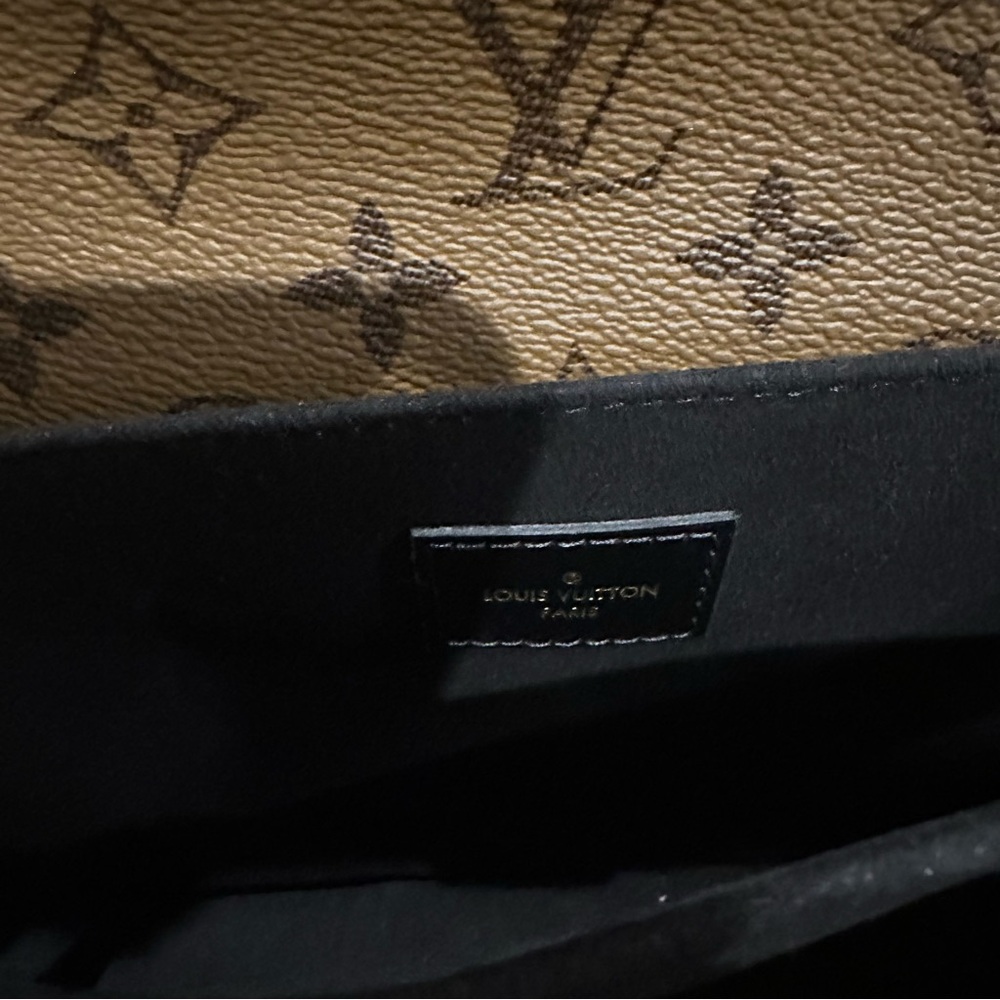 Louis Vuitton Pochette Métis Monogram Reverse - Picture 8 of 10